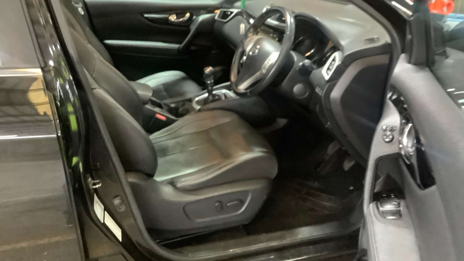 Used Nissan Qashqai 2016 for sale - 77590545: Photo 12