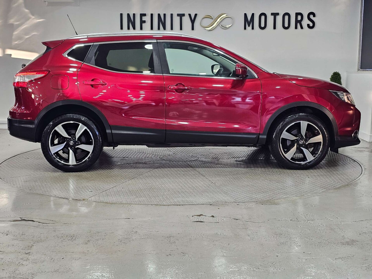 Used Nissan Qashqai 2016 for sale - 77640567: Photo 35