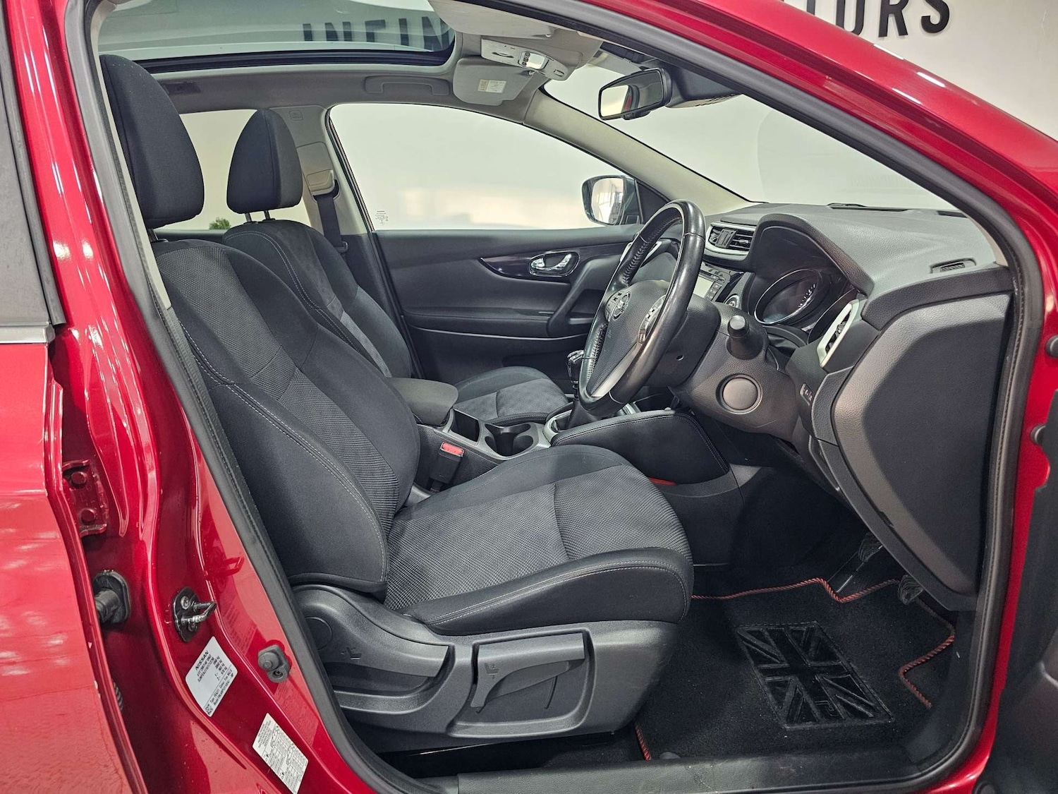 Used Nissan Qashqai 2016 for sale - 77640567: Photo 5