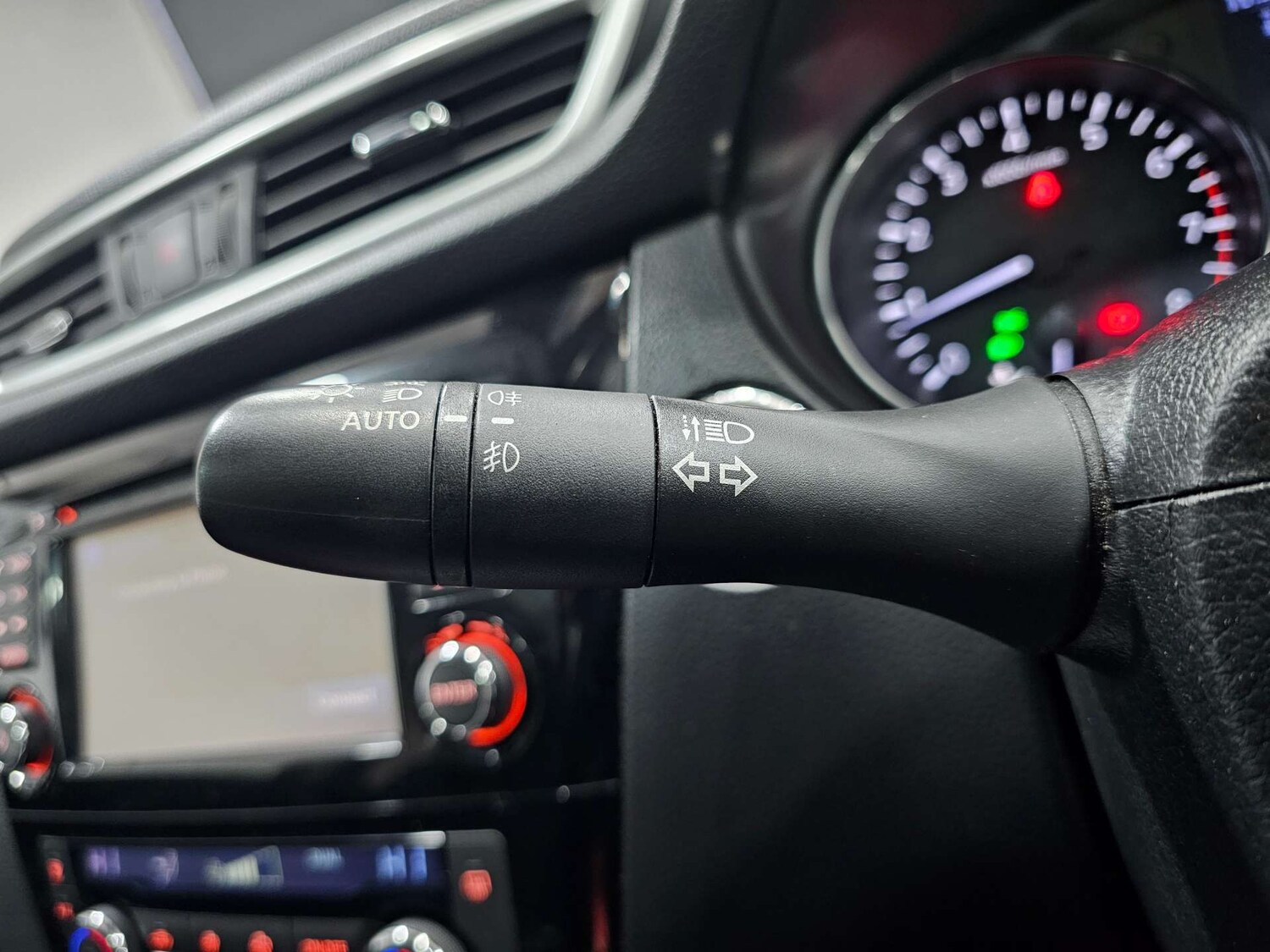 Used Nissan Qashqai 2016 for sale - 77640567: Photo 65