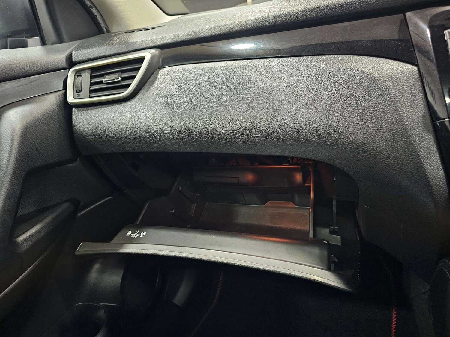 Used Nissan Qashqai 2016 for sale - 77640567: Photo 78