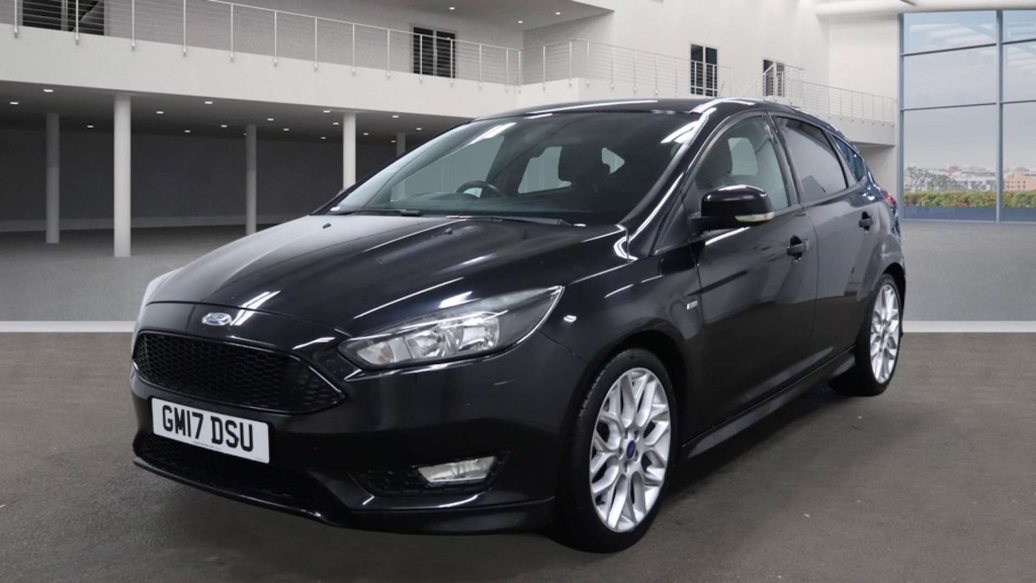 Used Ford Focus 2017 for sale - 77406149: Photo 3