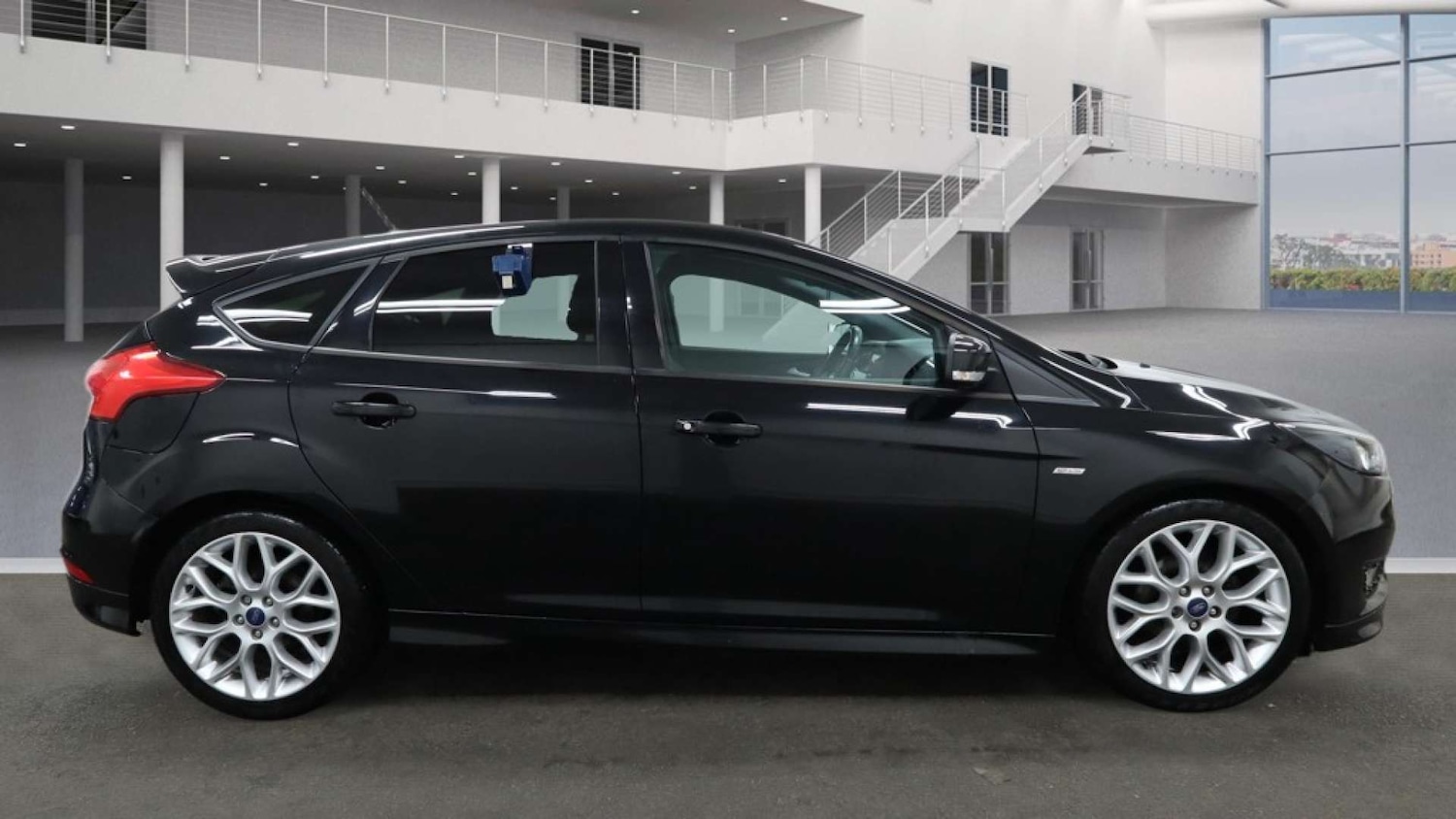 Used Ford Focus 2017 for sale - 77406149: Photo 7
