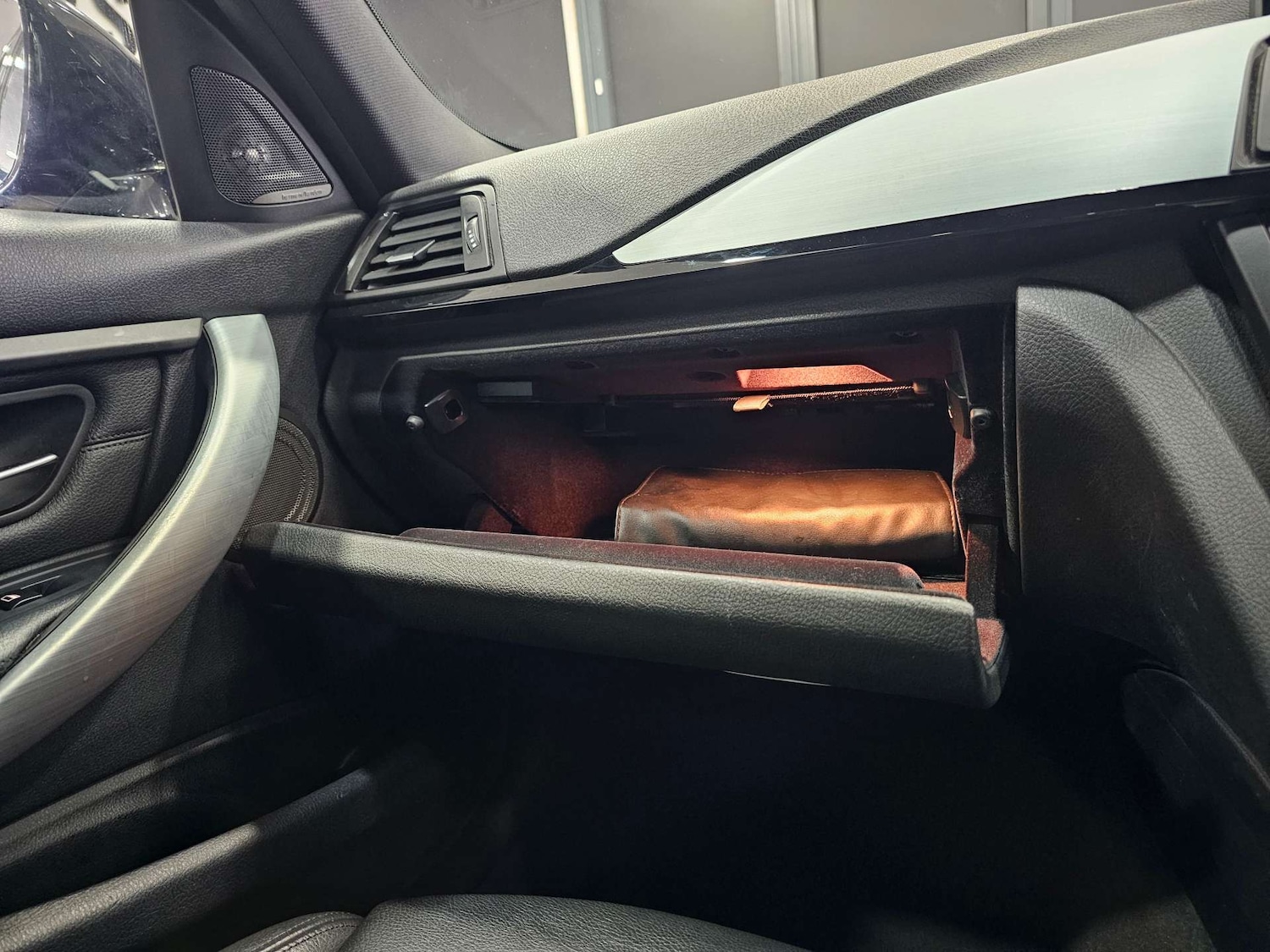 Used BMW 3 Series 2014 for sale - 77261421: Photo 76