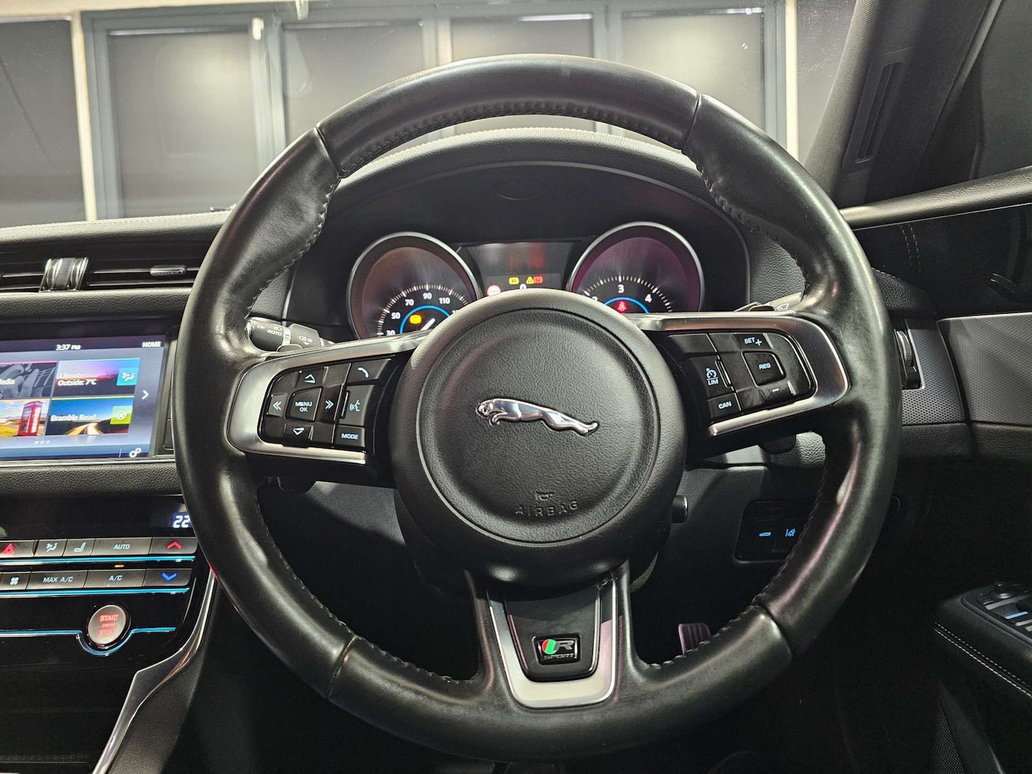 Used Jaguar XF 2016 for sale - 77745463: Photo 13