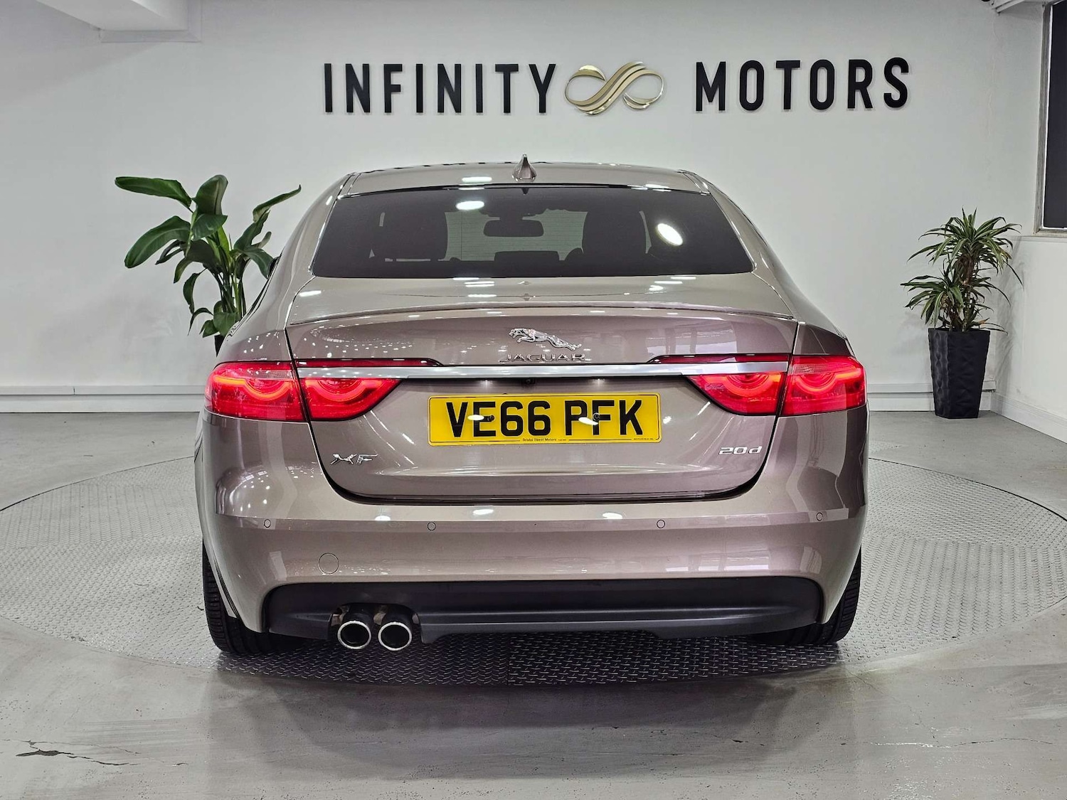 Used Jaguar XF 2016 for sale - 77745463: Photo 21