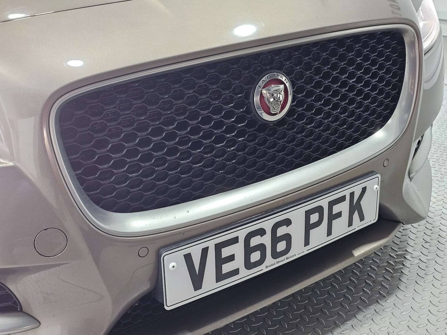 Used Jaguar XF 2016 for sale - 77745463: Photo 37