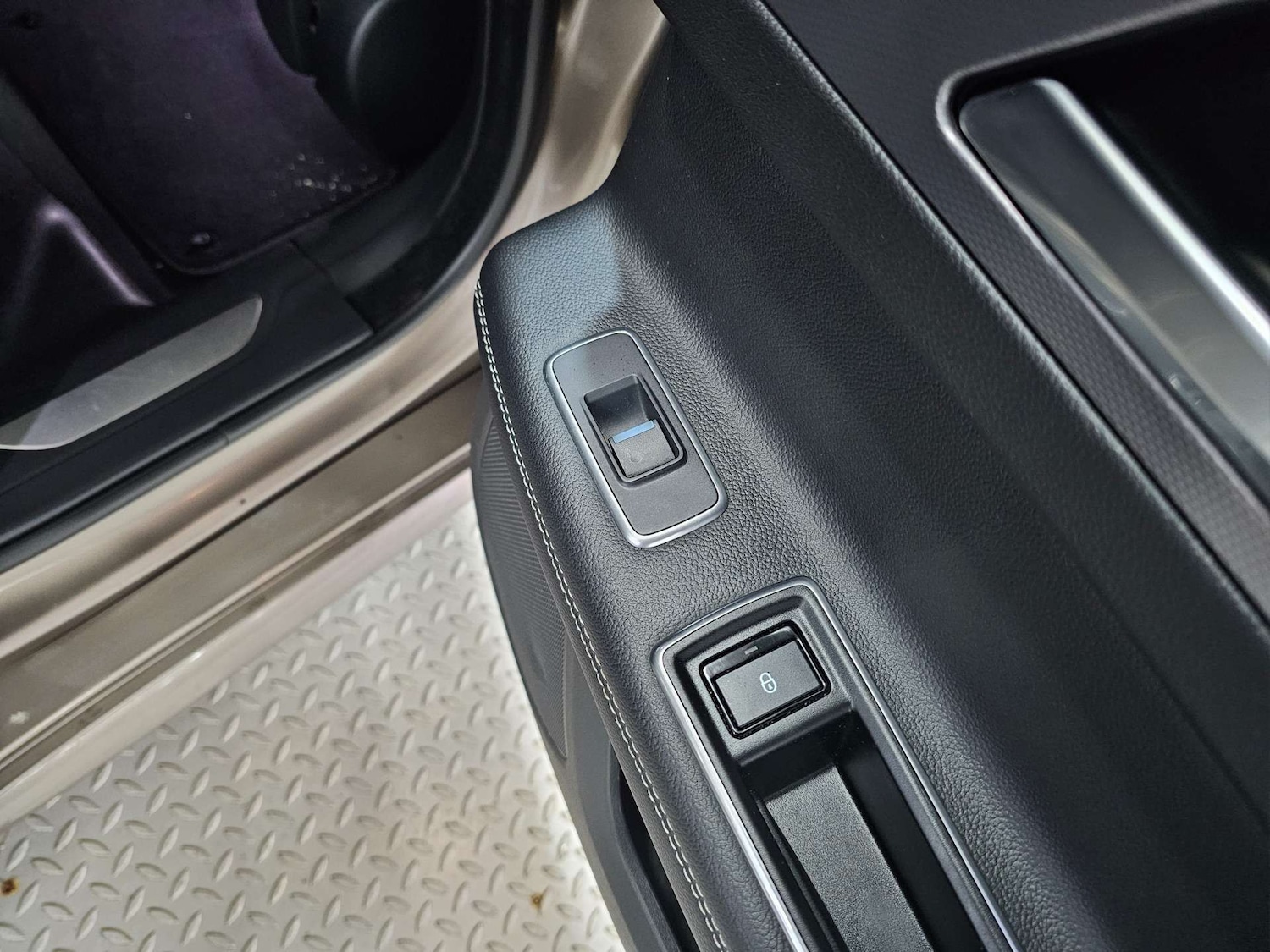 Used Jaguar XF 2016 for sale - 77745463: Photo 70