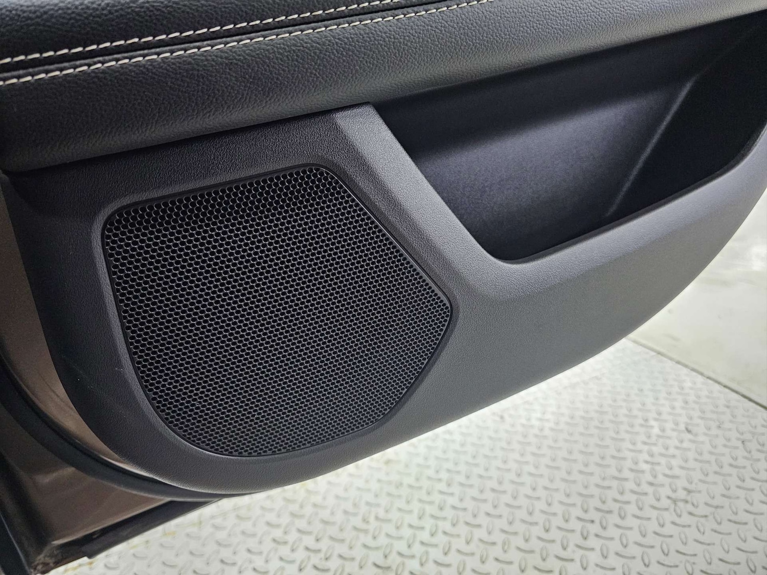 Used Jaguar XF 2016 for sale - 77745463: Photo 95