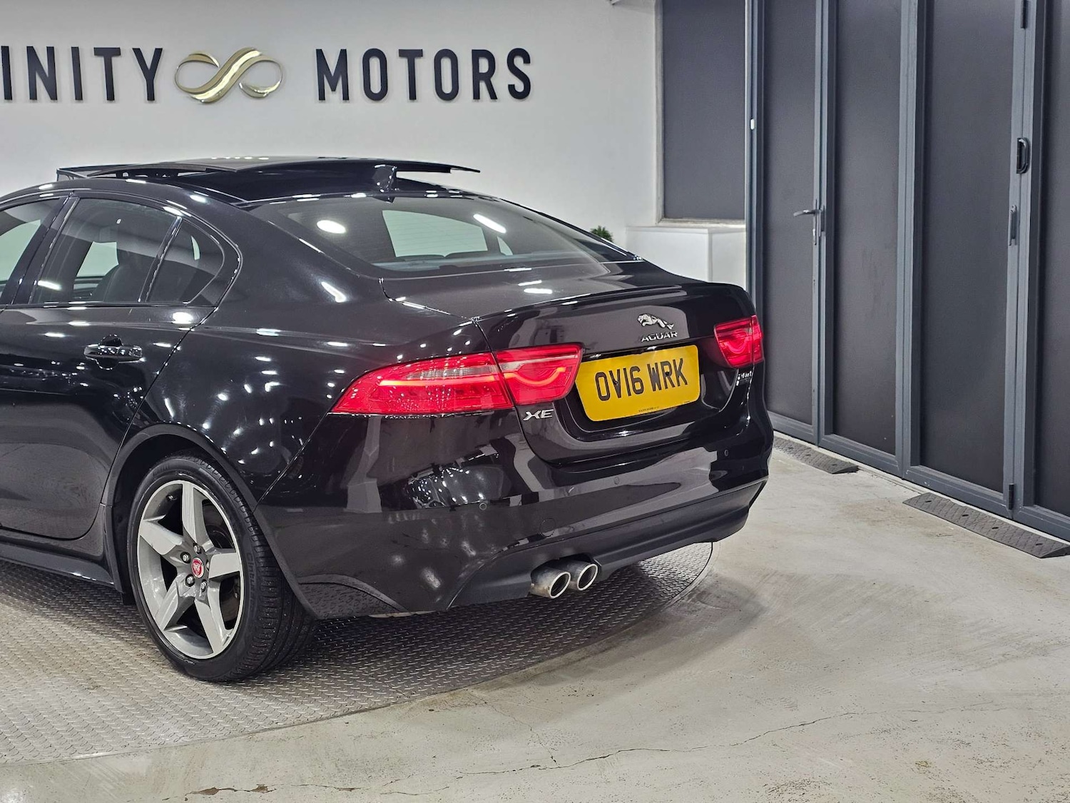 Used Jaguar XE 2016 for sale - 76972450: Photo 28