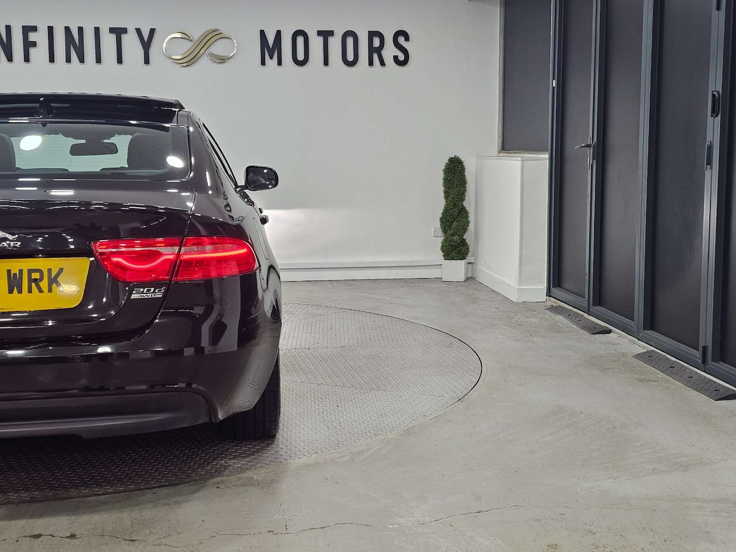 Used Jaguar XE 2016 for sale - 76972450: Photo 30