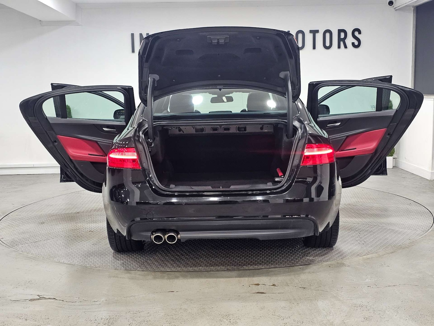 Used Jaguar XE 2016 for sale - 76972450: Photo 48