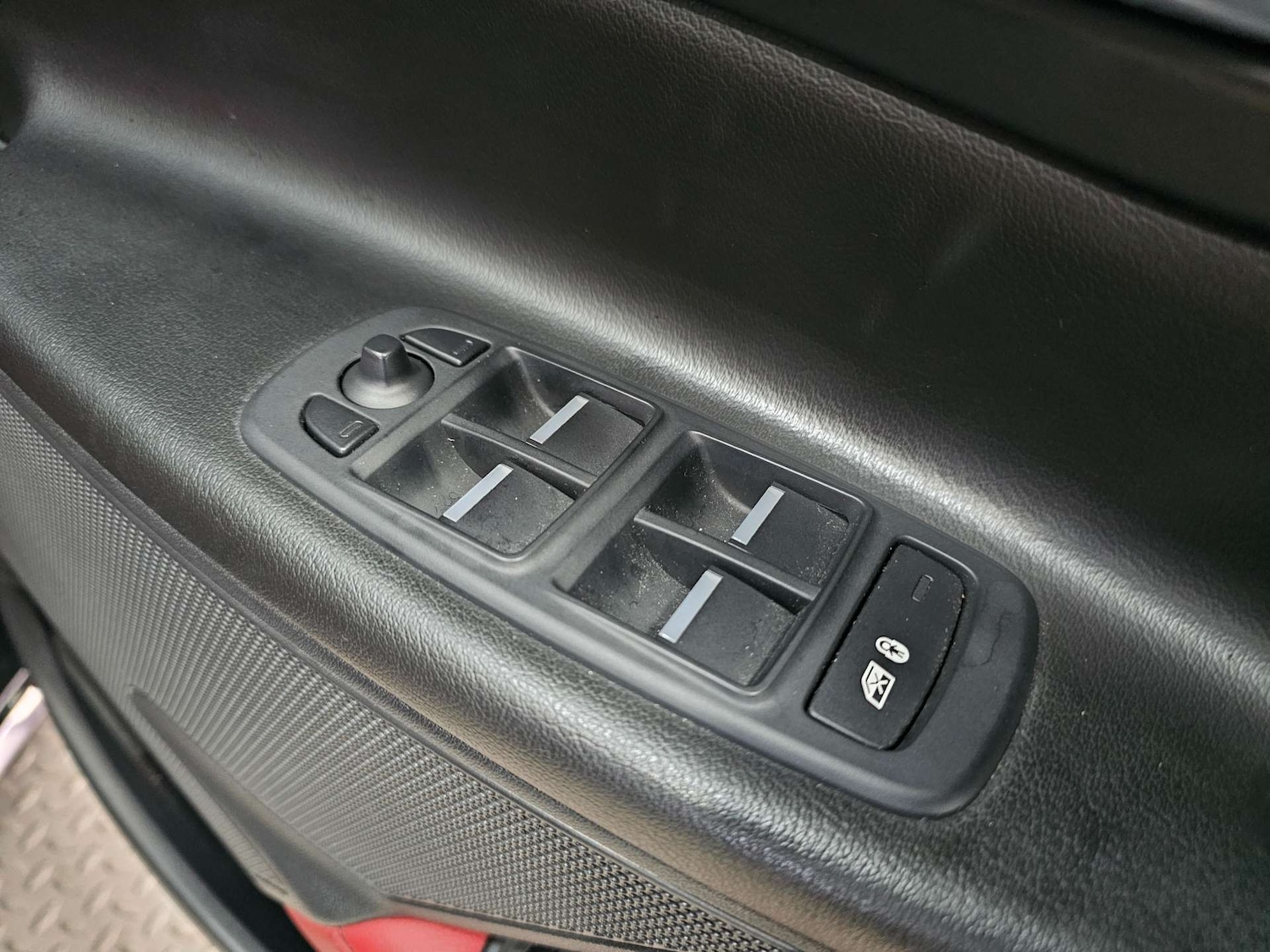 Used Jaguar XE 2016 for sale - 76972450: Photo 54