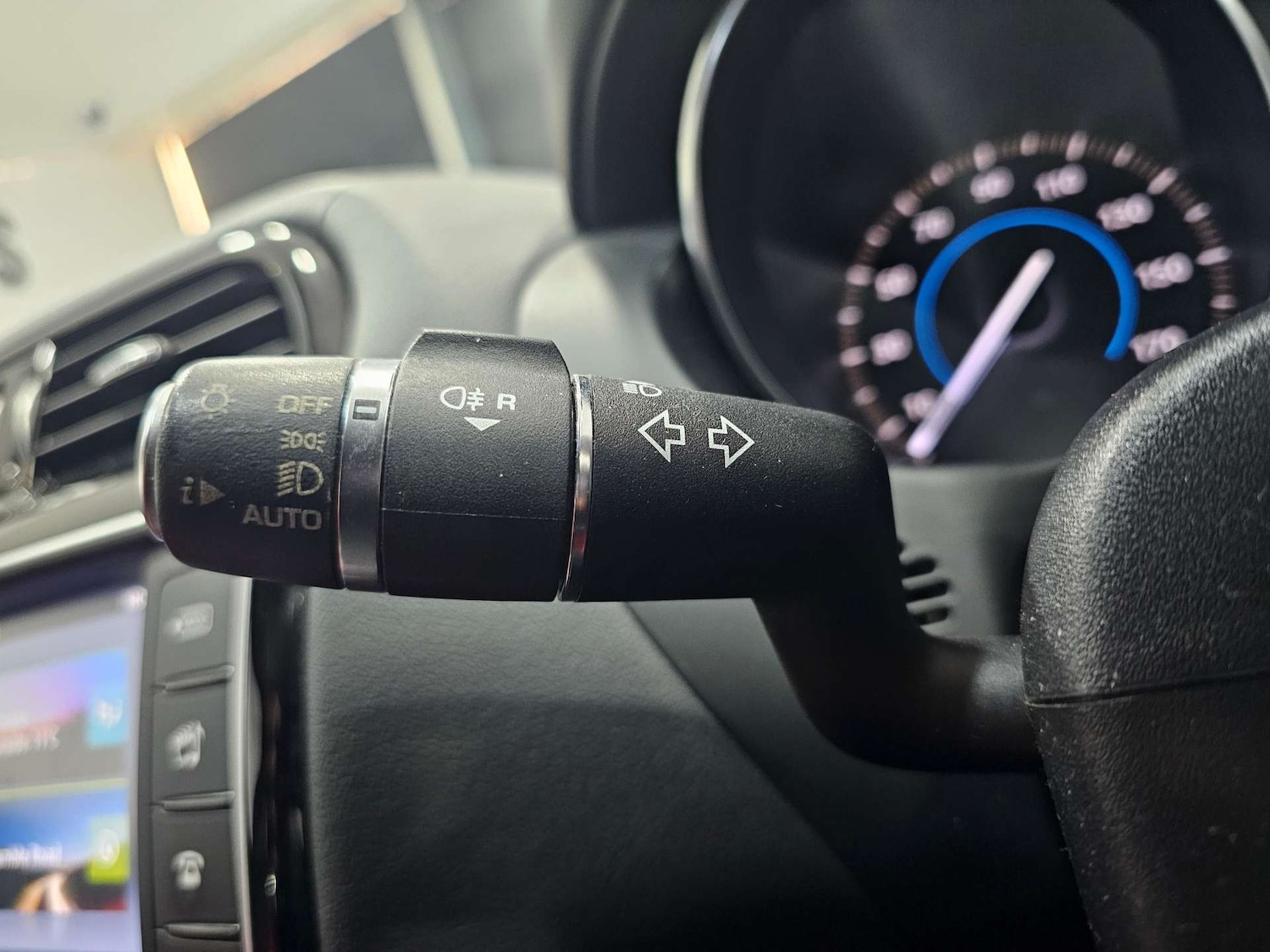 Used Jaguar XE 2016 for sale - 76972450: Photo 64