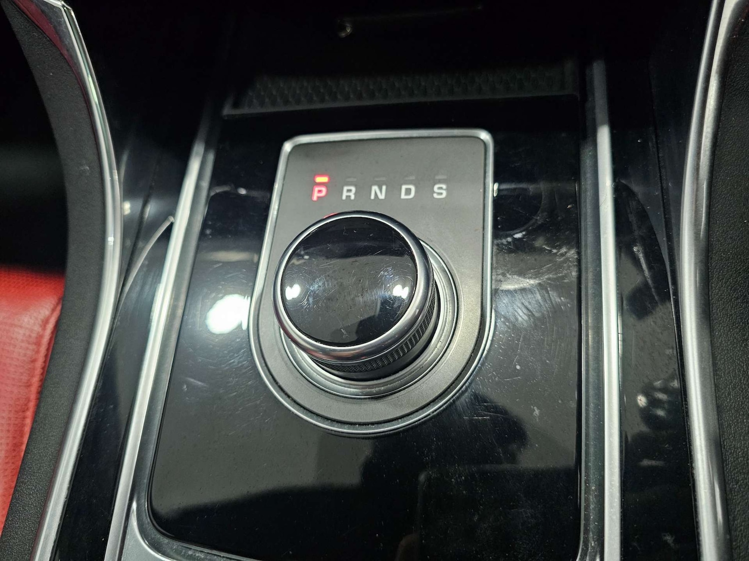 Used Jaguar XE 2016 for sale - 76972450: Photo 69