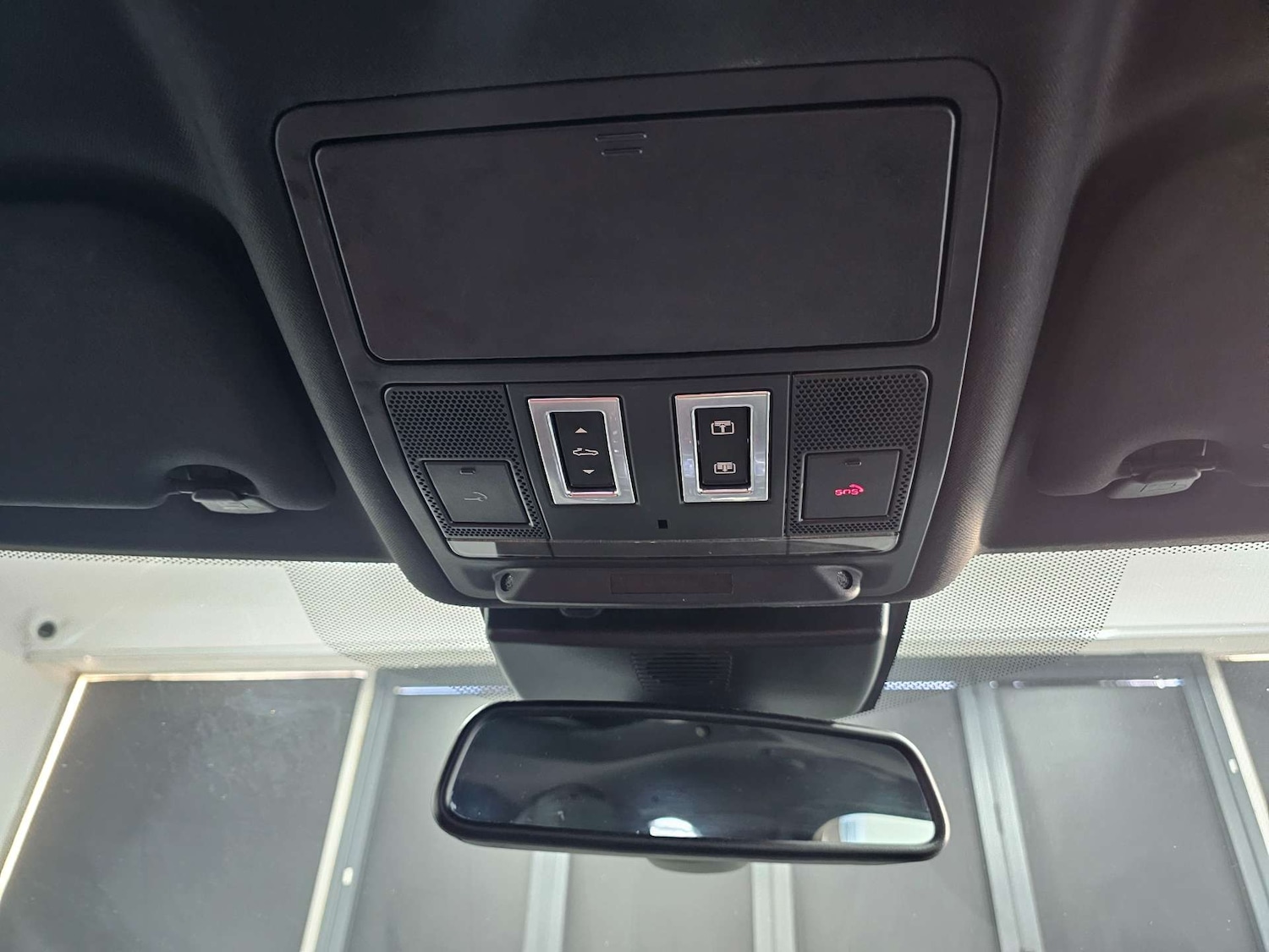 Used Jaguar XE 2016 for sale - 76972450: Photo 76