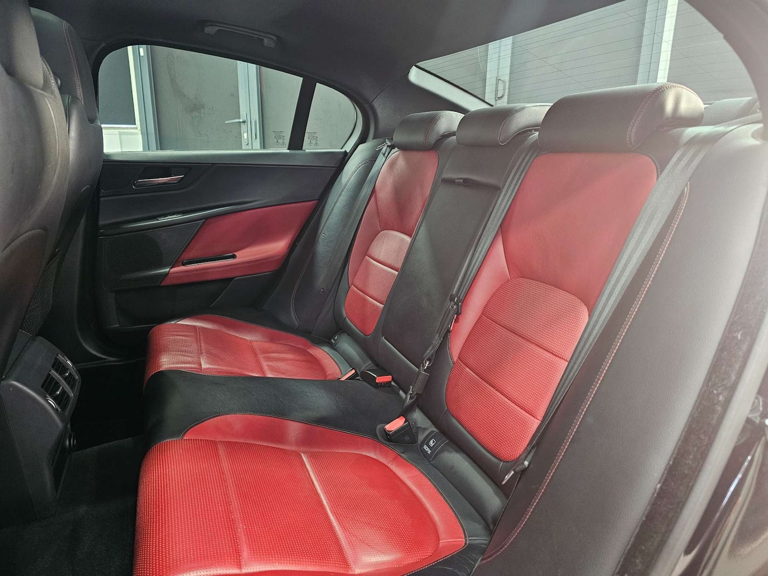 Used Jaguar XE 2016 for sale - 76972450: Photo 89