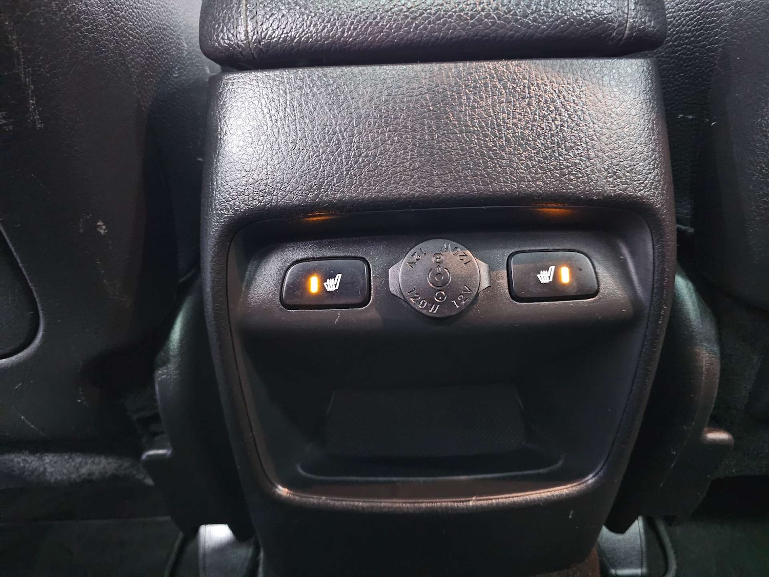 Used Kia Sorento 2015 for sale - 77211852: Photo 18