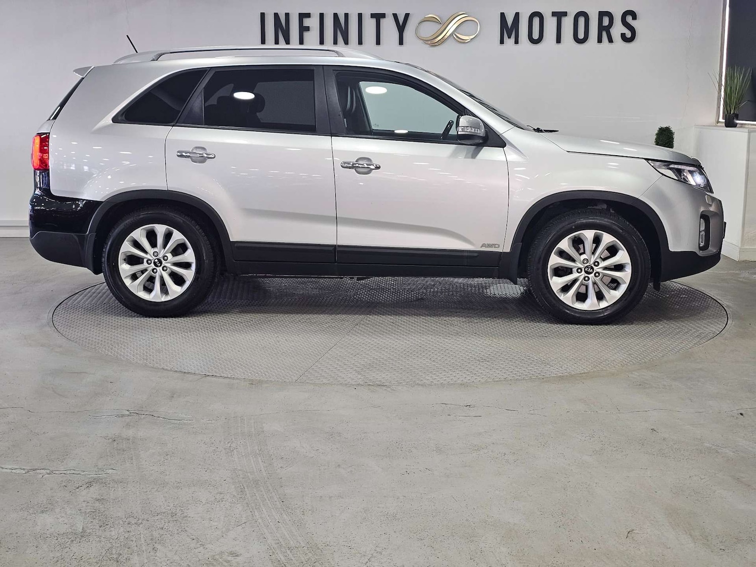 Used Kia Sorento 2015 for sale - 77211852: Photo 35