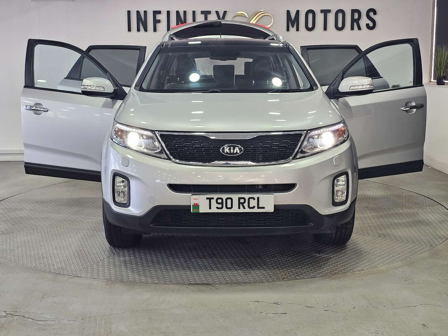 Used Kia Sorento 2015 for sale - 77211852: Photo 43