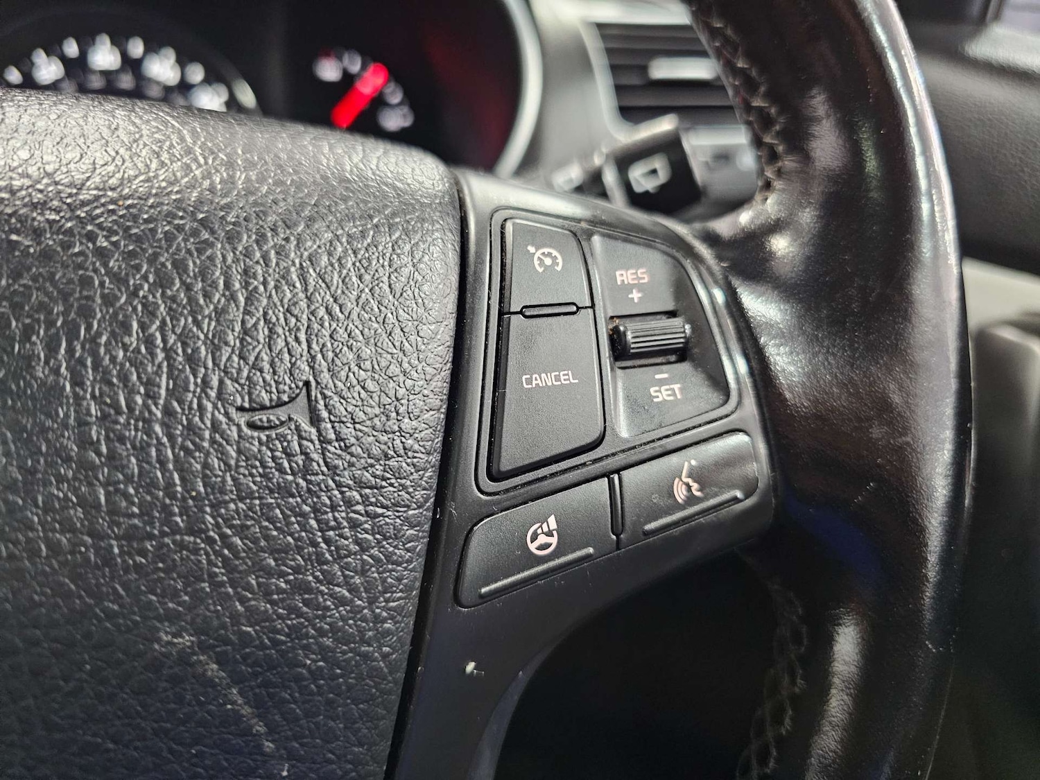 Used Kia Sorento 2015 for sale - 77211852: Photo 59