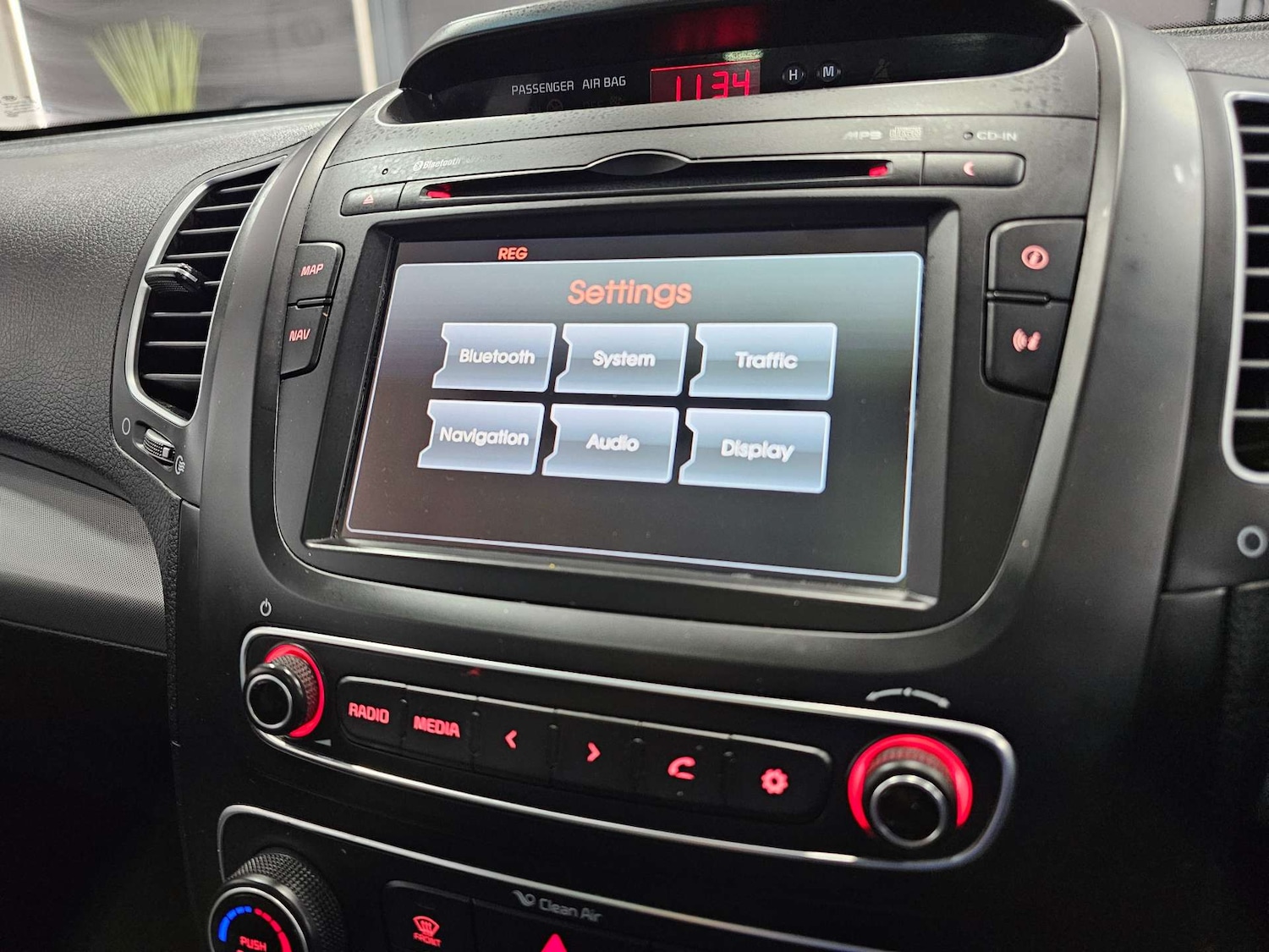 Used Kia Sorento 2015 for sale - 77211852: Photo 73