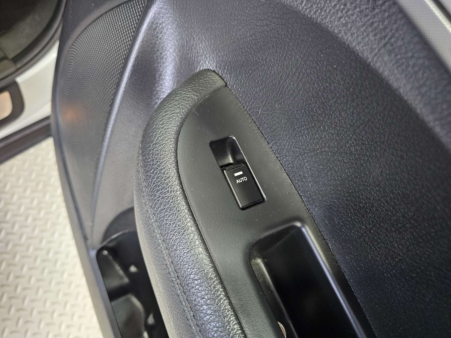 Used Kia Sorento 2015 for sale - 77211852: Photo 79