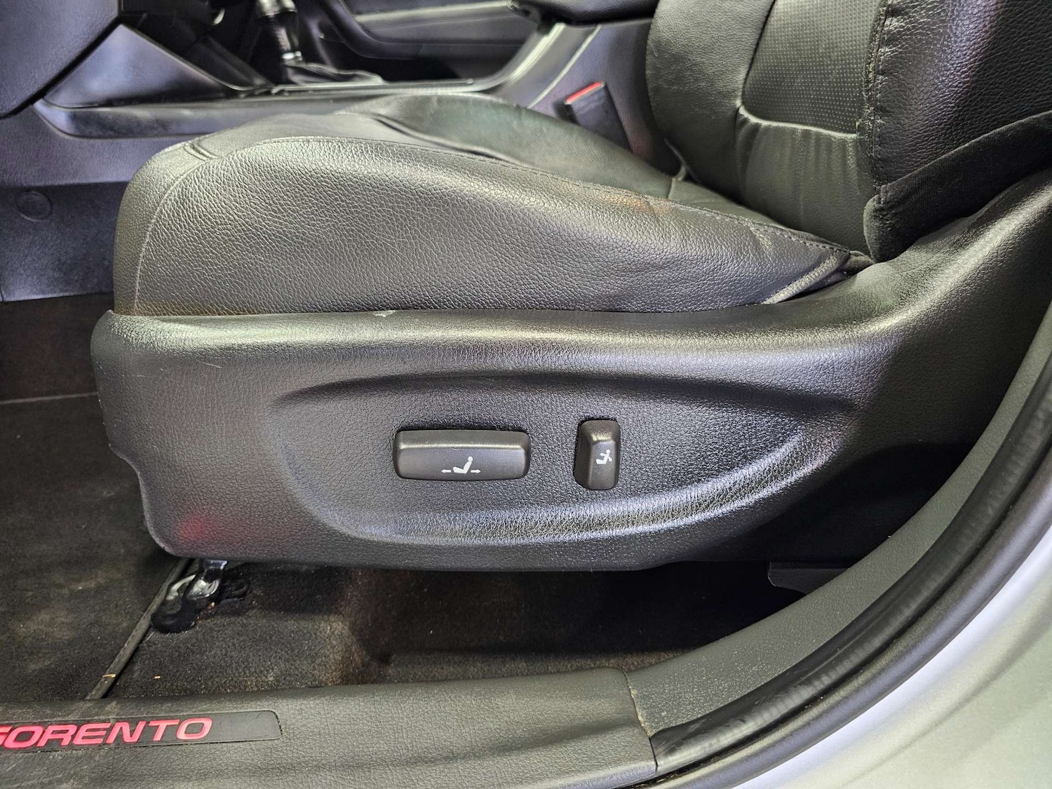 Used Kia Sorento 2015 for sale - 77211852: Photo 95