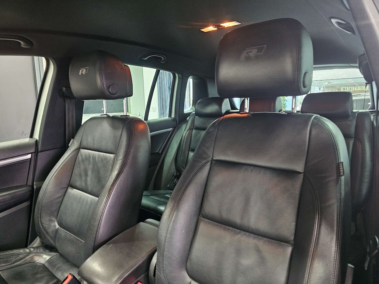 Used Volkswagen Tiguan 2016 for sale - 77891370: Photo 5