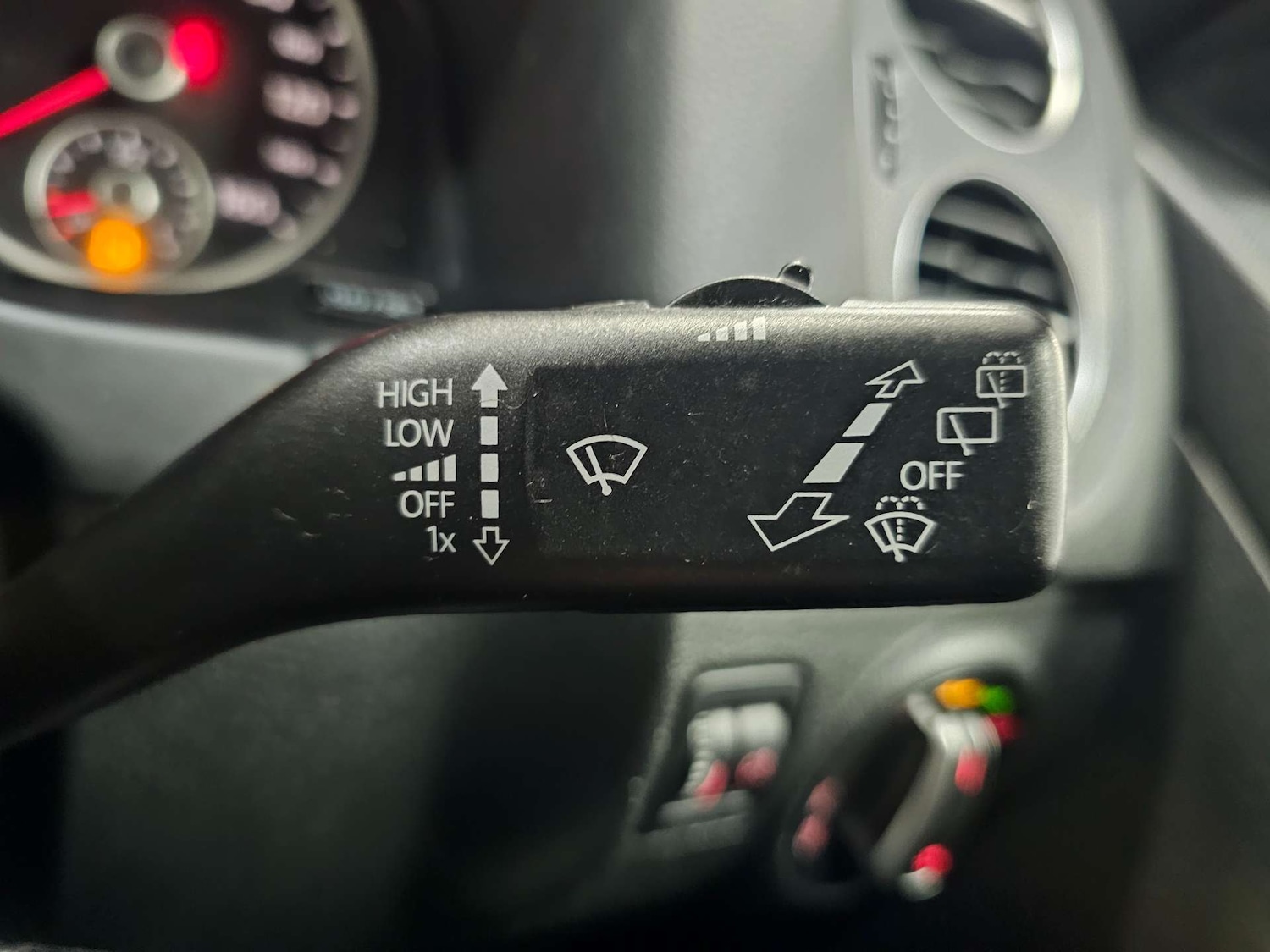 Used Volkswagen Tiguan 2016 for sale - 77891370: Photo 59