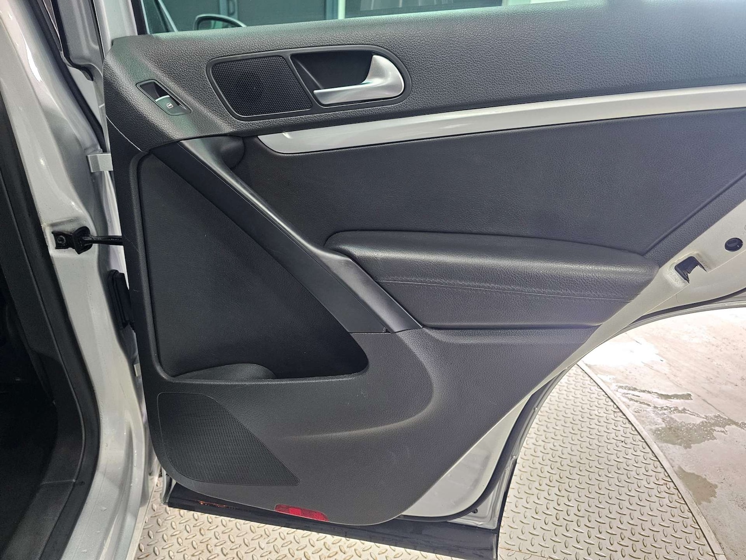 Used Volkswagen Tiguan 2016 for sale - 77891370: Photo 74