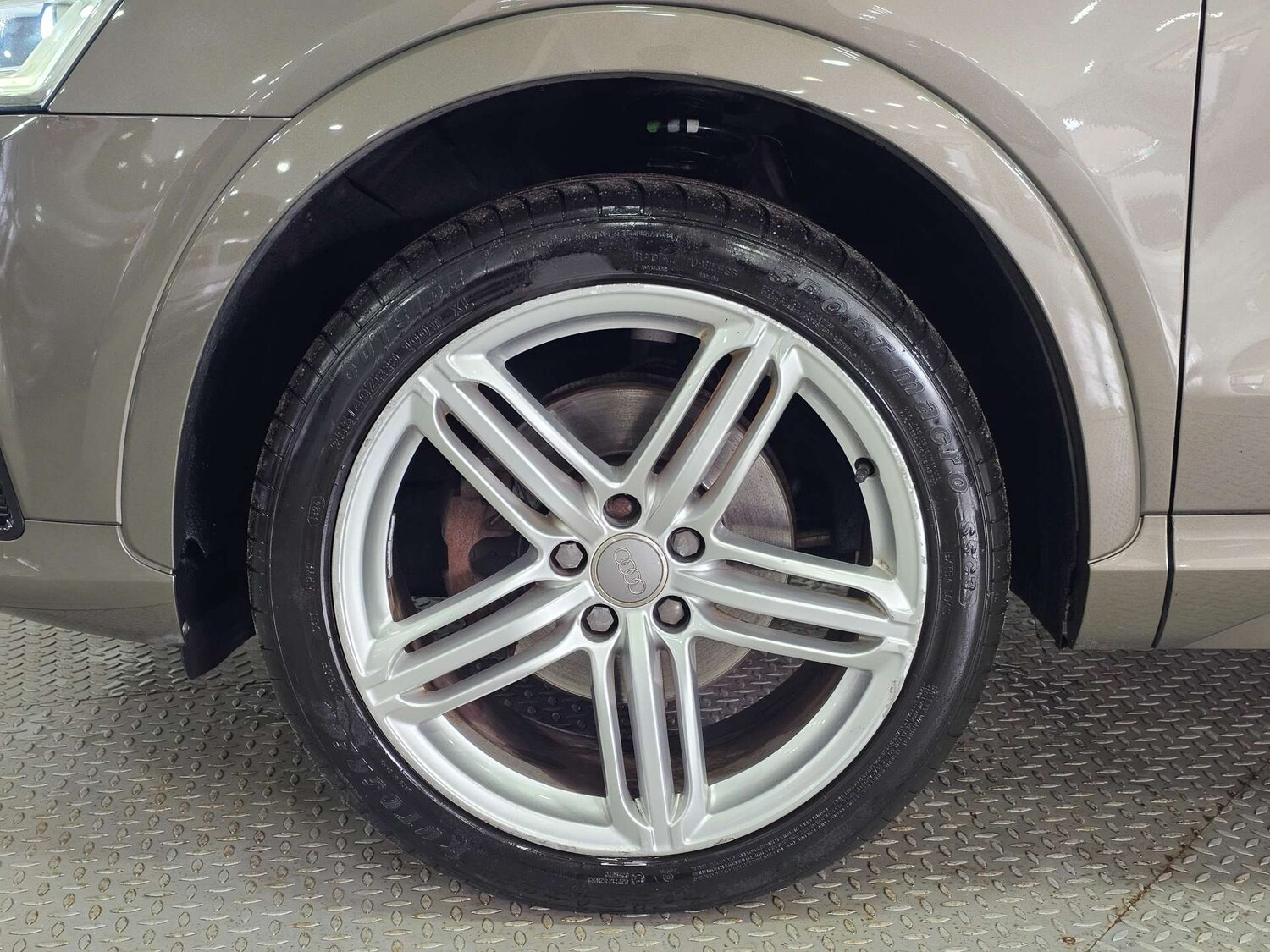 Used Audi Q3 2015 for sale - 77408946: Photo 24