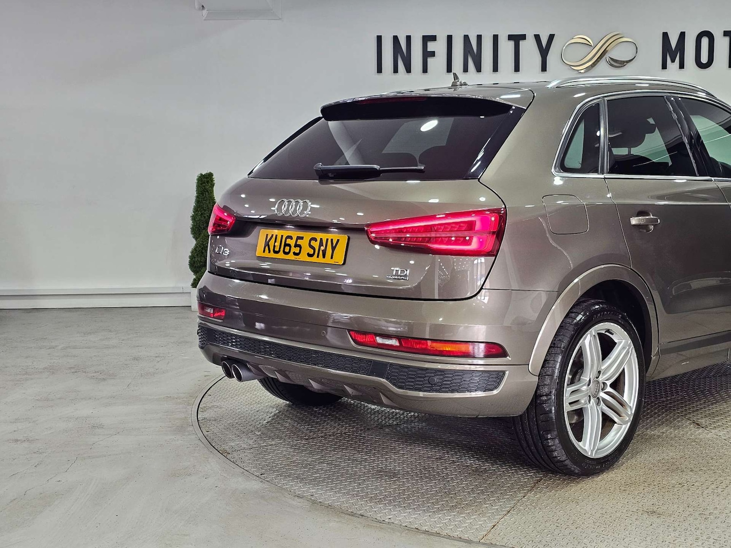 Used Audi Q3 2015 for sale - 77408946: Photo 35