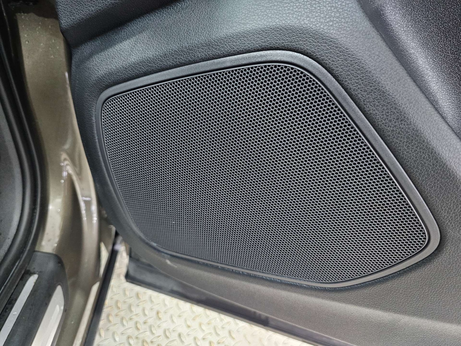 Used Audi Q3 2015 for sale - 77408946: Photo 57