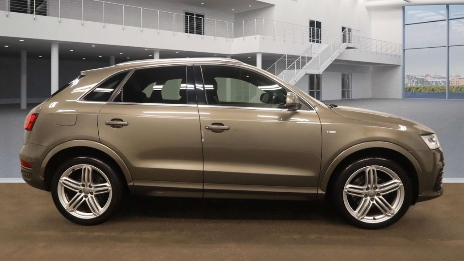 Used Audi Q3 2015 for sale - 77408946: Photo 6