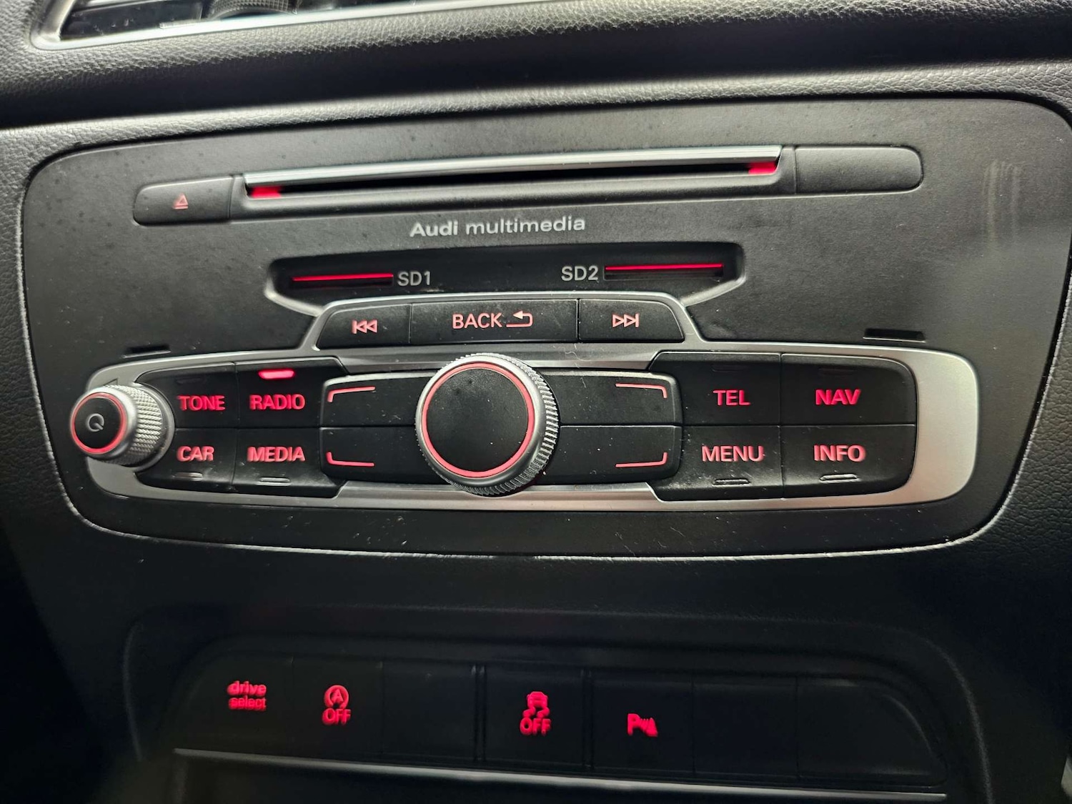 Used Audi Q3 2015 for sale - 77408946: Photo 72