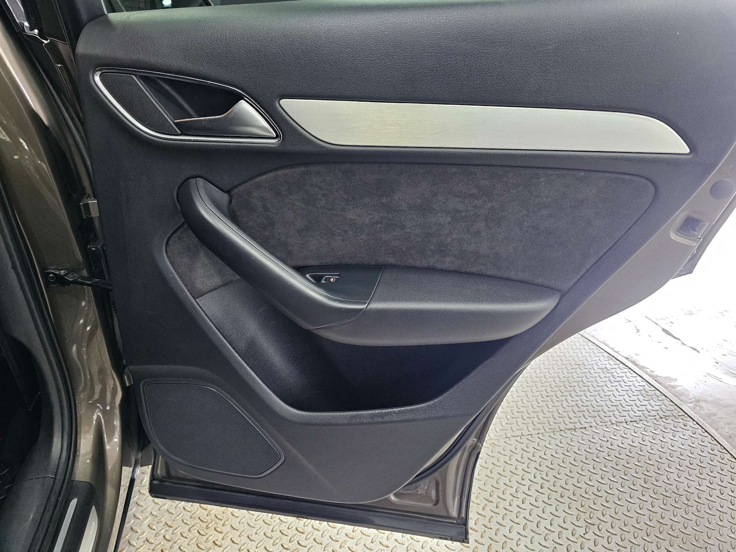 Used Audi Q3 2015 for sale - 77408946: Photo 80