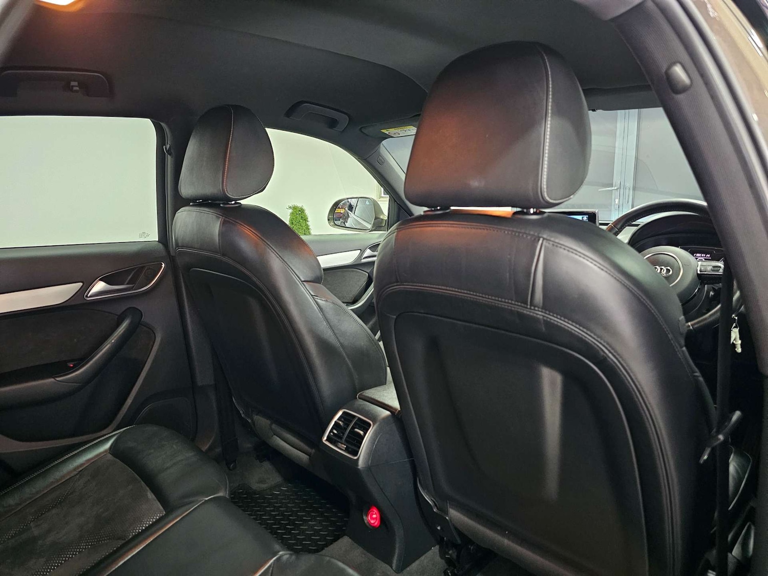 Used Audi Q3 2015 for sale - 77408946: Photo 82