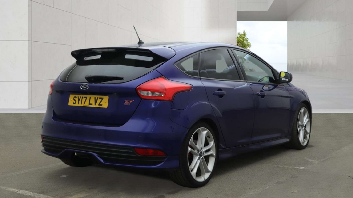 Used Ford Focus 2017 for sale - 78133428: Photo 5