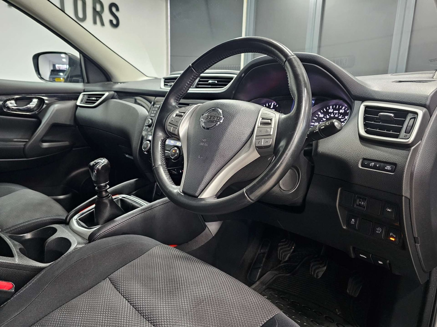 Used Nissan Qashqai 2016 for sale - 76972420: Photo 10