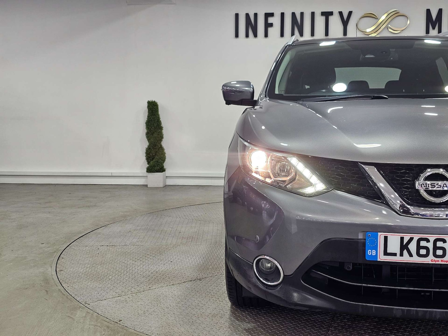 Used Nissan Qashqai 2016 for sale - 76972420: Photo 11