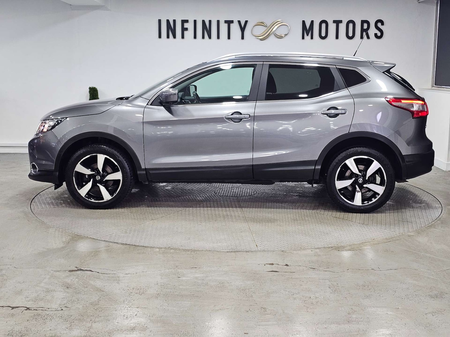 Used Nissan Qashqai 2016 for sale - 76972420: Photo 47