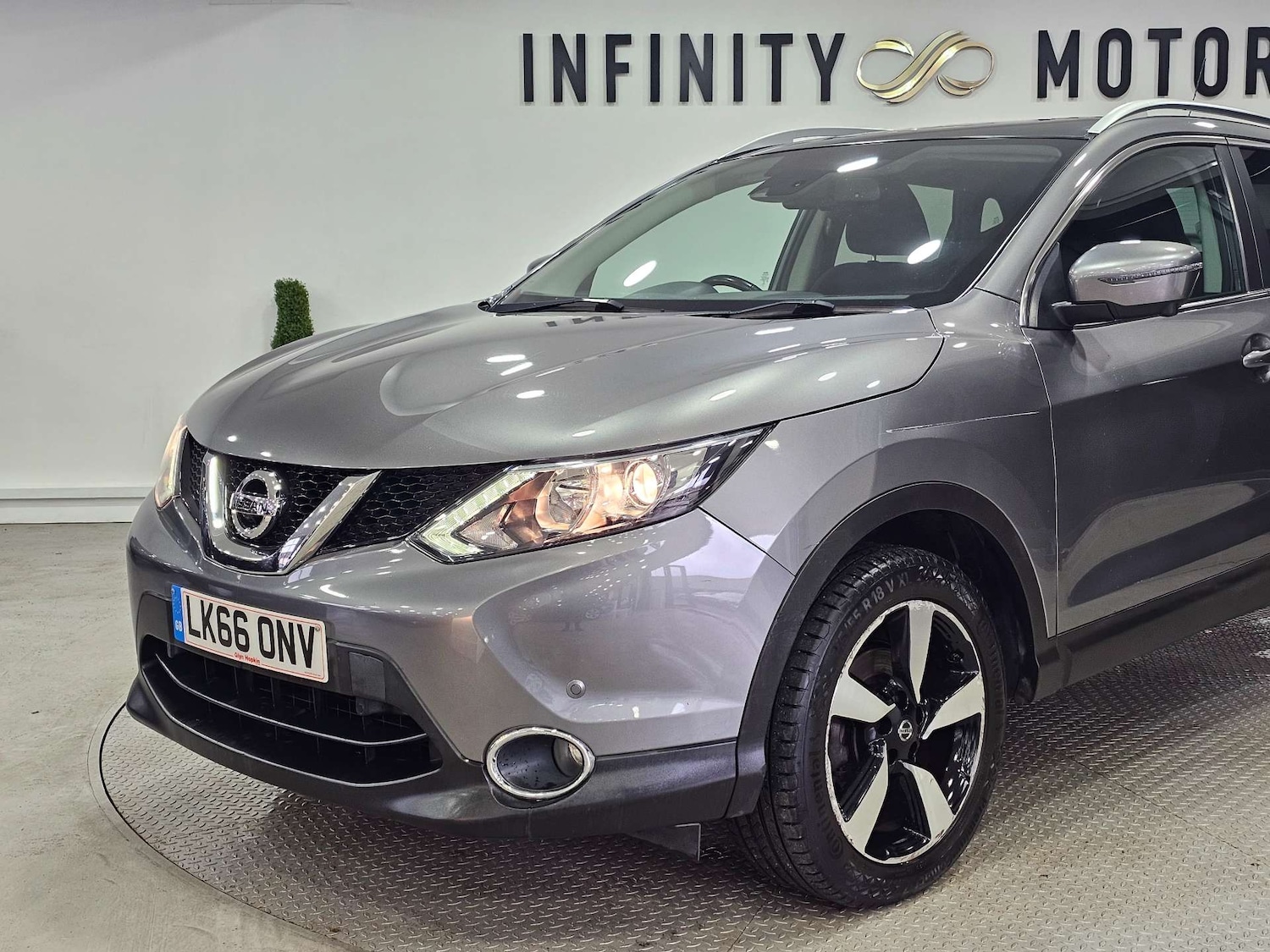 Used Nissan Qashqai 2016 for sale - 76972420: Photo 50