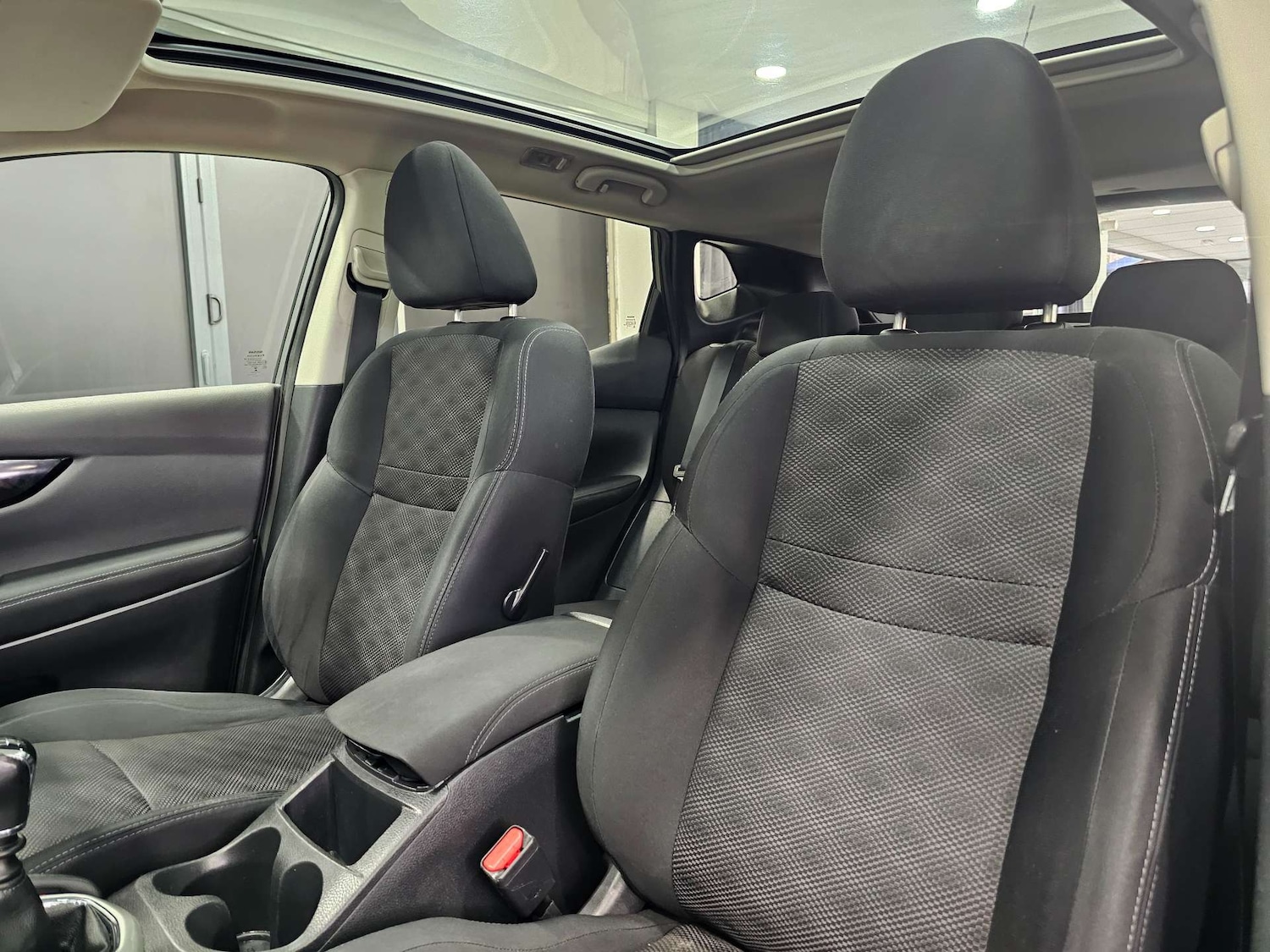 Used Nissan Qashqai 2016 for sale - 76972420: Photo 53