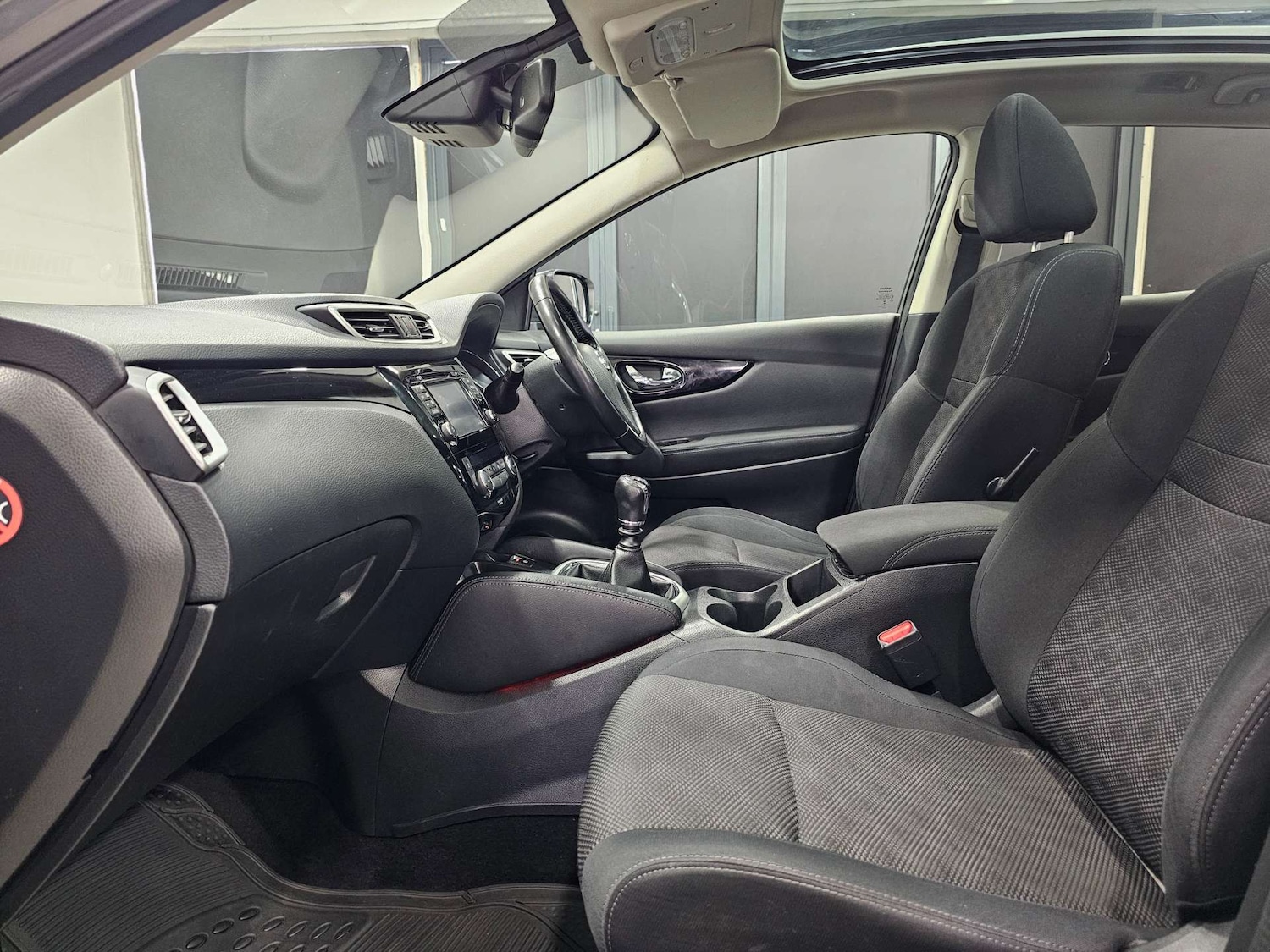 Used Nissan Qashqai 2016 for sale - 76972420: Photo 80