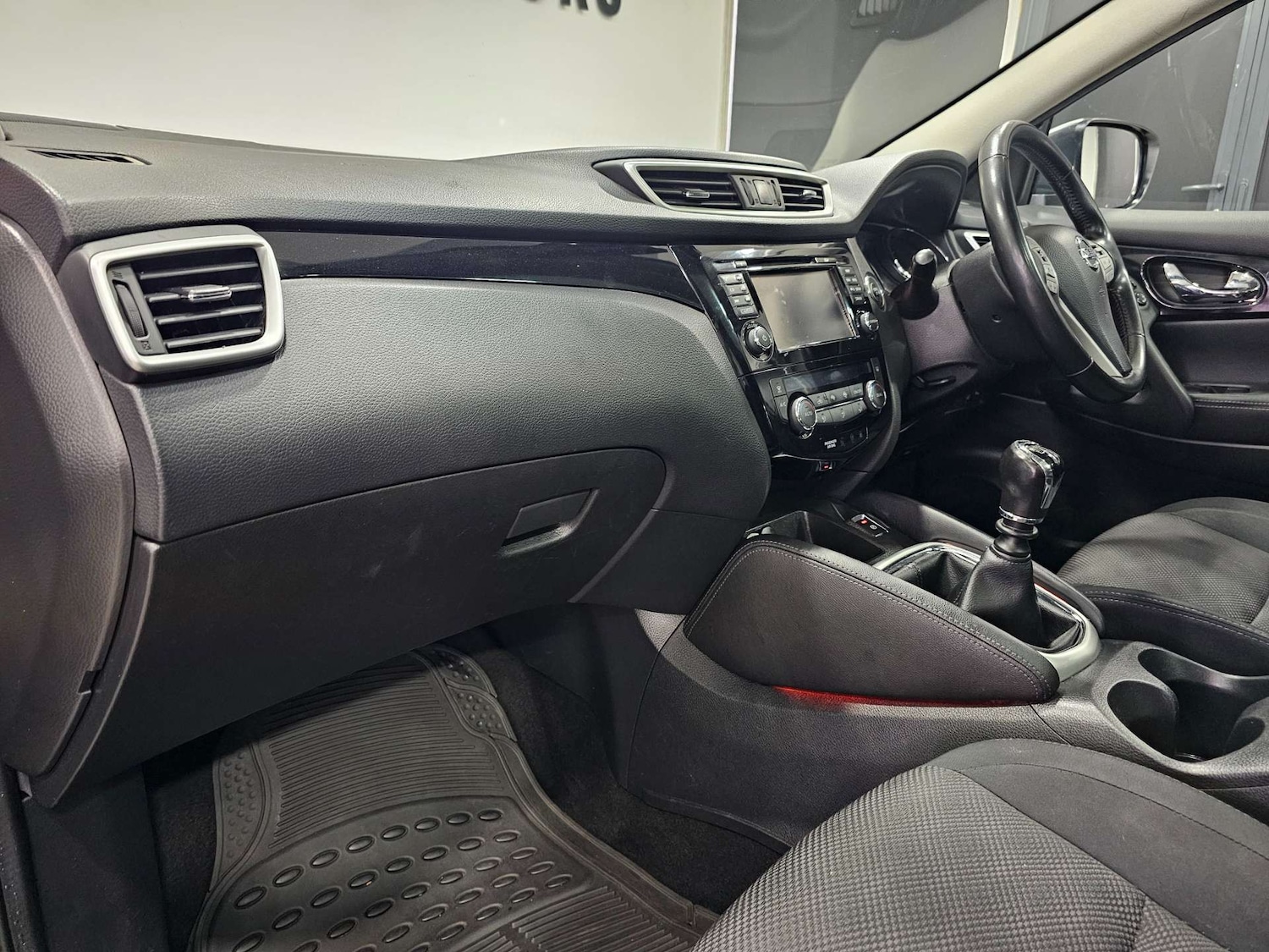 Used Nissan Qashqai 2016 for sale - 76972420: Photo 81