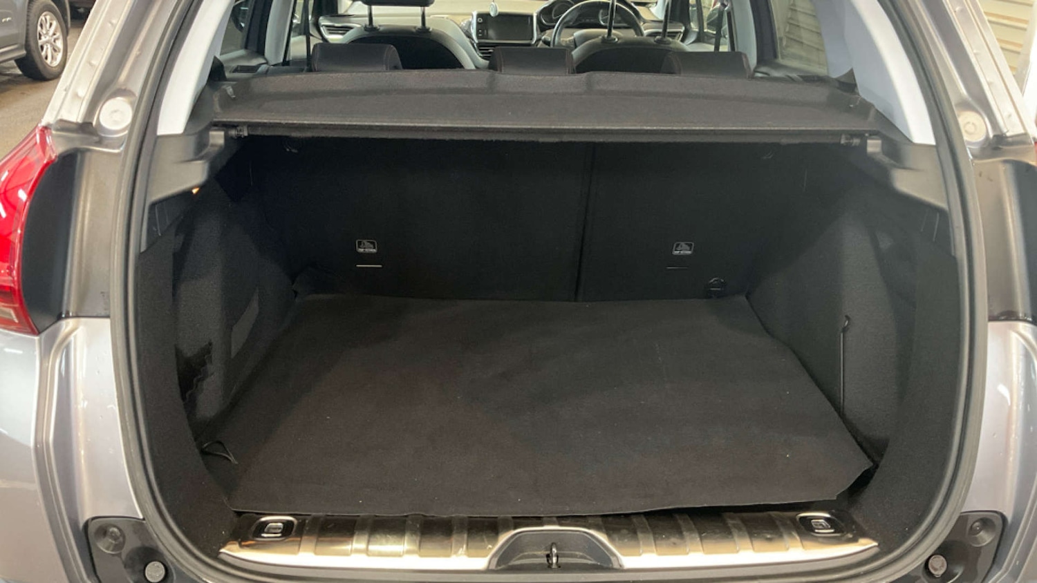 Used Peugeot 2008 2019 for sale - 76972485: Photo 14