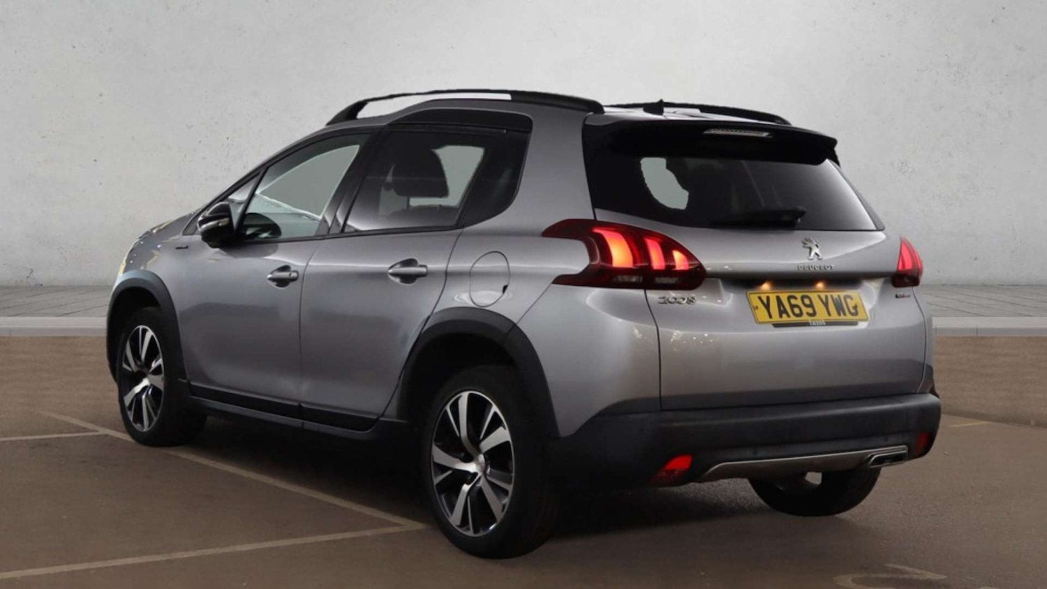 Used Peugeot 2008 2019 for sale - 76972485: Photo 4