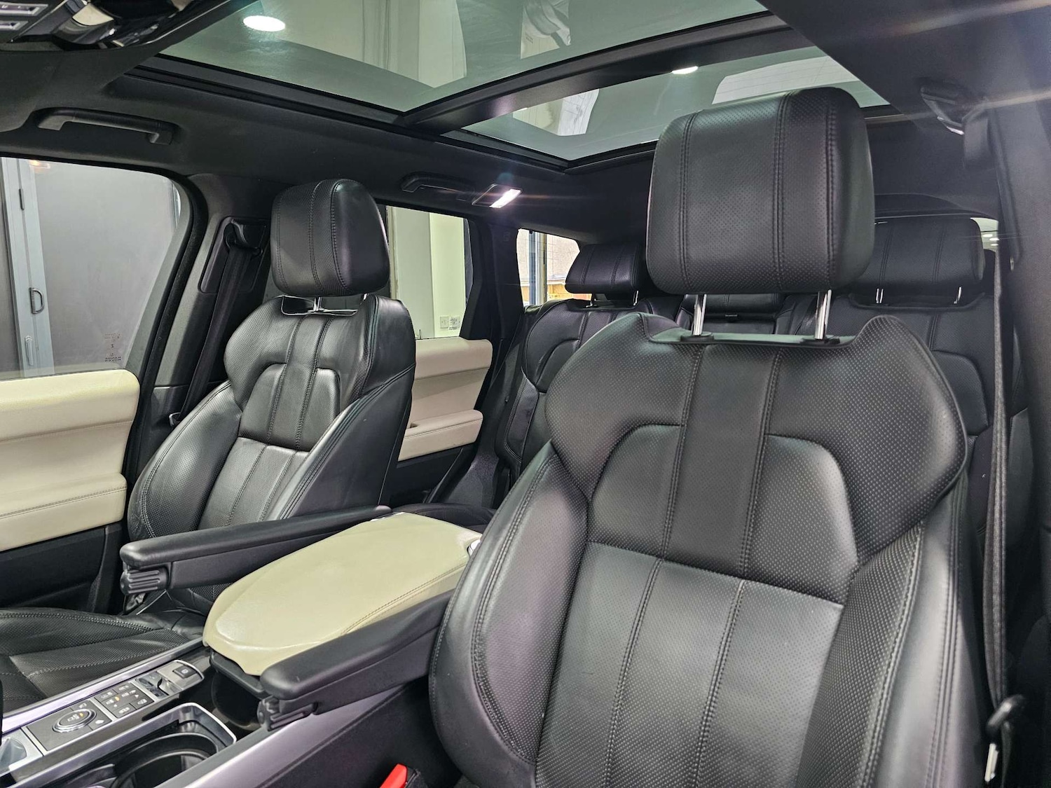 Used Land Rover Range Rover Sport 2018 for sale - 76972385: Photo 100