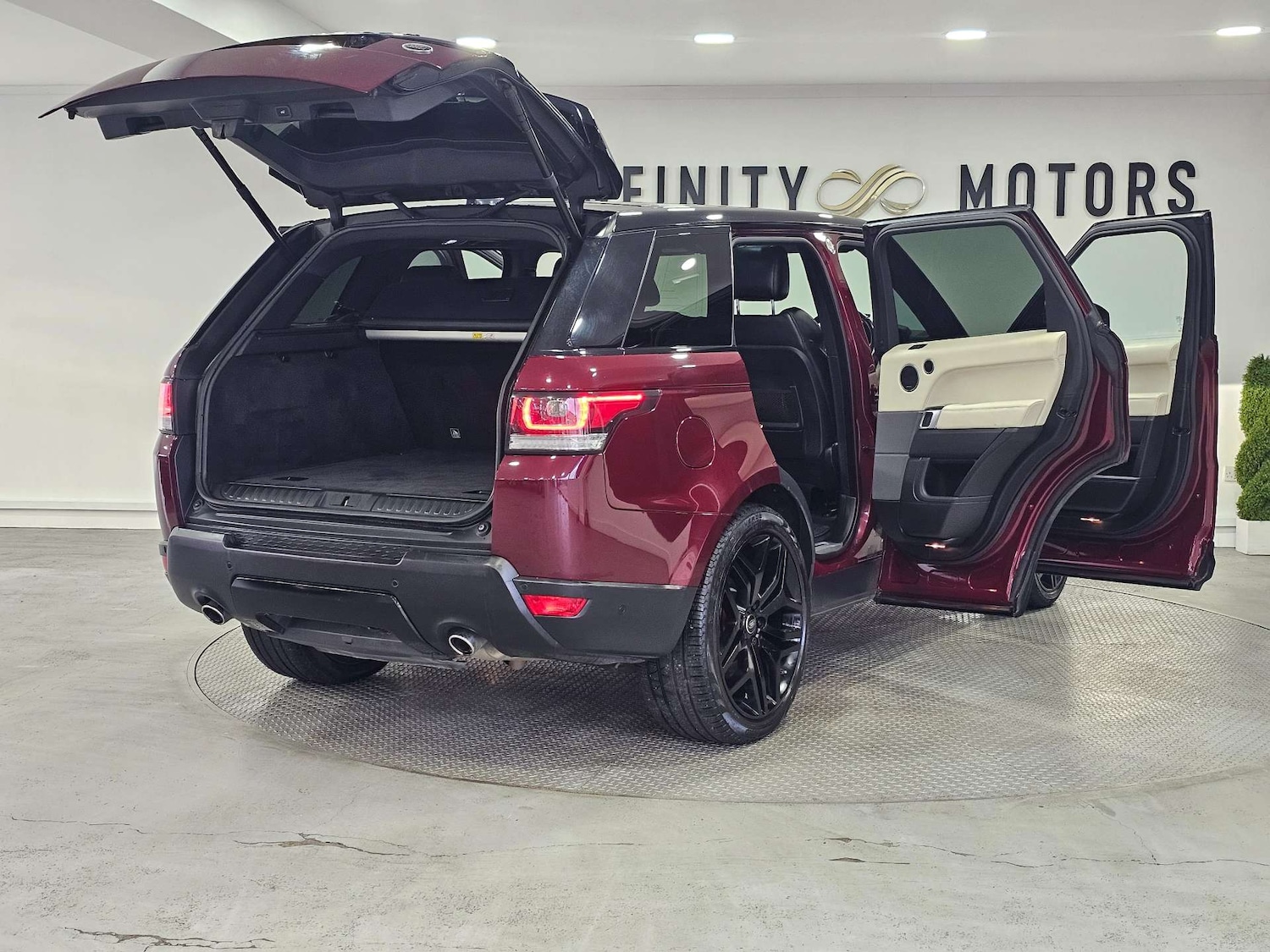 Used Land Rover Range Rover Sport 2018 for sale - 76972385: Photo 50